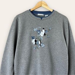 Vintage Bird Floral Grandma Style Sweatshirt Size M Embroidered ContrastCollar